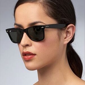 LIKE NEW Ray-Ban Wayfarer Black RB2140 Men /Women Sunglasses